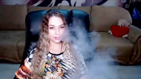 Snapshot of lovellymalina chatting on April 23, 1:46 pm private open online show from April 23, 1:46 pm