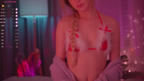 Nelly online show from December 24, 8:27 pm