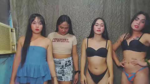 Snapshot of lovely_ayax chatting on October 7, 11:51 am alexa alice jane daisy online show from October 7, 11:51 am