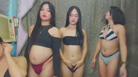 Snapshot of lovely_ayax chatting on October 8, 11:19 am alexa alice jane daisy online show from October 8, 11:19 am