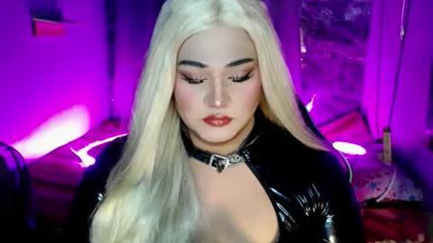 lovely_coleen online show from November 29, 6:22 pm