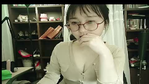 Snapshot of lovely_dana chatting on November 29, 2:53 pm DANA KIM online show from November 29, 2:53 pm