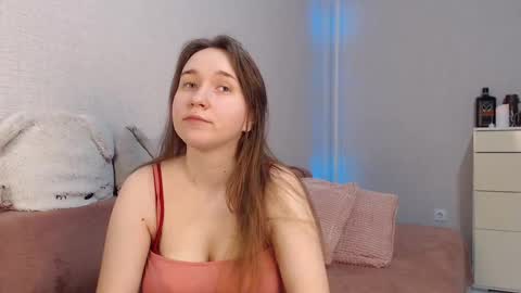 Snapshot of lovely_hayley chatting on February 23, 8:44 pm Lovely Hayley online show from February 23, 8:44 pm