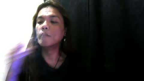 Snapshot of lovely_manificent4u chatting on February 8, 12:38 am Lest online show from February 8, 12:38 am