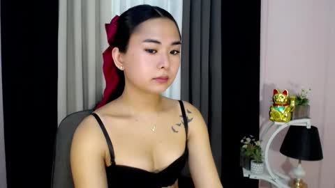 Snapshot of lovely_maria_x chatting on March 7, 8:13 am Maria online show from March 7, 8:13 am