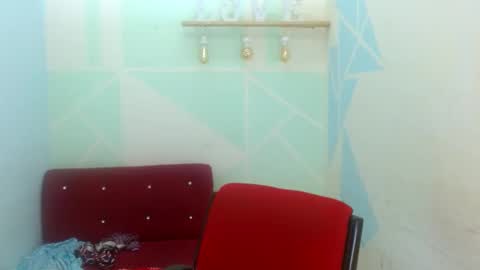 lovely_nicki_hot online show from November 12, 6:36 am