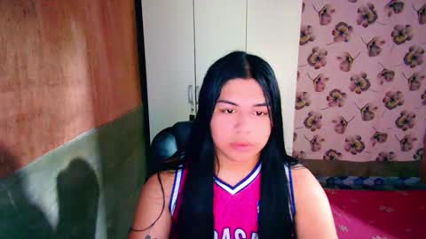 Snapshot of lovely_ricaxxx chatting on October 29, 4:59 am lovely_ricaxxx online show from October 29, 4:59 am