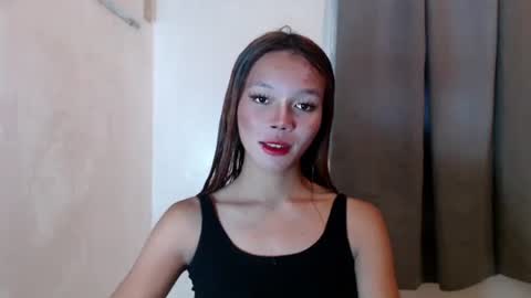 Snapshot of lovely_thea_xoxo chatting on September 20, 5:08 am Thea online show from September 20, 5:08 am