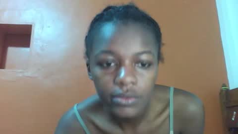 Lovely yvonne online show from October 8, 3:53 pm