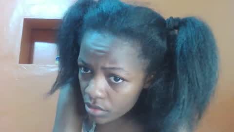 Lovely yvonne online show from October 24, 12:19 am