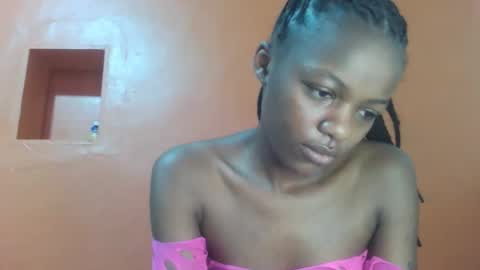 Lovely yvonne online show from November 8, 9:31 am