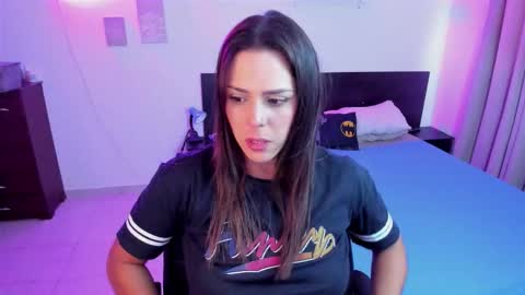 Snapshot of lovelydollyxx_ chatting on October 30, 7:47 pm lovely online show from October 30, 7:47 pm