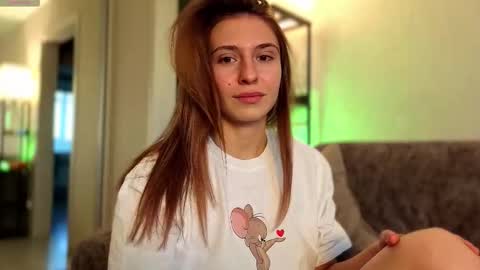 Snapshot of lovelykatea chatting on October 20, 12:16 pm Kate only online show from October 20, 12:16 pm