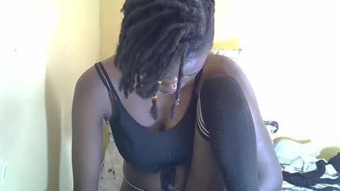 lovelymee2 online show from November 25, 9:42 am