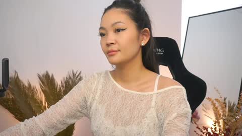 kim online show from January 17, 11:06 am