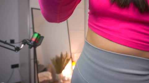 kim online show from February 7, 2:58 pm