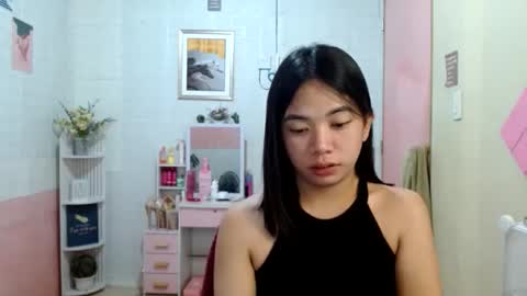 lovelypetitebigcock online show from February 18, 4:14 pm