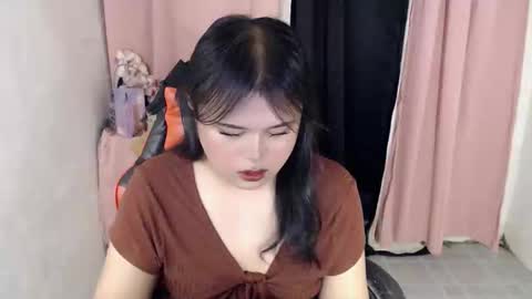 lovely online show from February 9, 11:20 pm