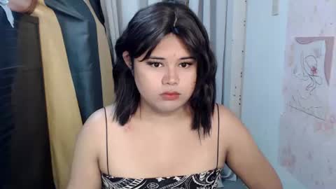 lovely online show from April 18, 12:09 pm