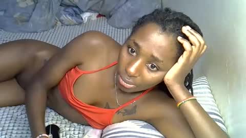 lovelytin online show from November 13, 8:19 pm