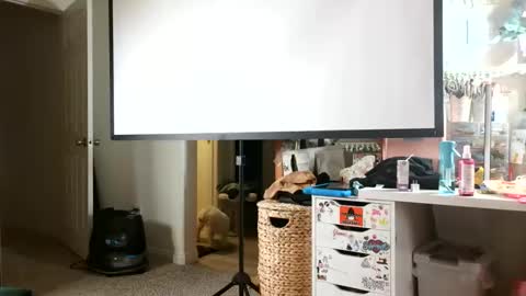 lovelyxmacii online show from April 11, 3:33 am