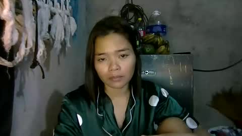 Snapshot of lovelyxxpinay11 chatting on November 16, 6:35 pm lovelyxxpinay11 online show from November 16, 6:35 pm