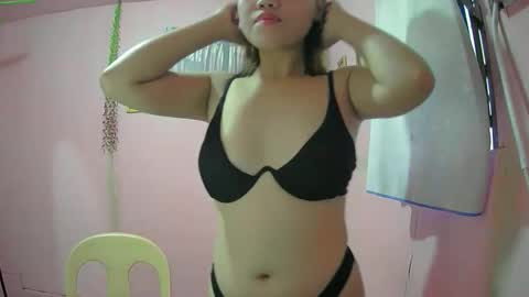 Snapshot of lovemae352295 chatting on September 10, 6:02 am lovemae352295 online show from September 10, 6:02 am