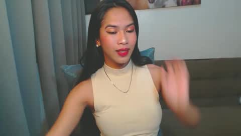 Snapshot of lovemarie19x chatting on September 11, 5:18 am pauleen online show from September 11, 5:18 am