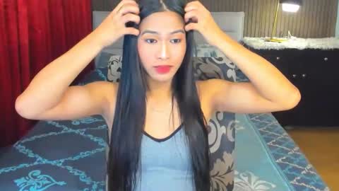 Snapshot of lovemarie19x chatting on September 20, 4:35 am pauleen online show from September 20, 4:35 am