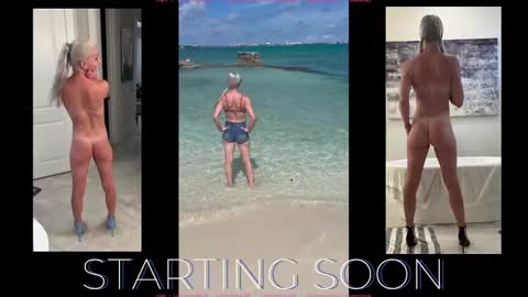 Snapshot of lovemoscarlett chatting on March 3, 11:56 pm Scarlett online show from March 3, 11:56 pm