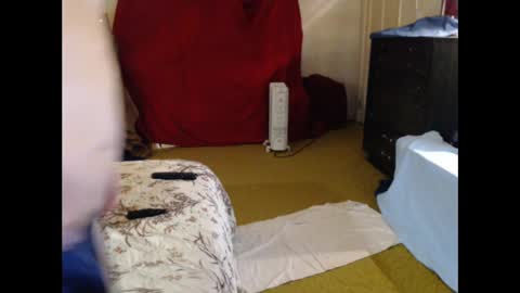 Snapshot of lover31660 chatting on February 18, 2:38 am Lover31660 online show from February 18, 2:38 am