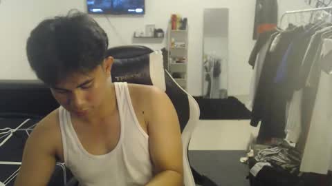 loverboyph04 online show from January 16, 10:30 am