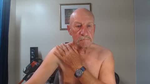 Lovesblackazz online show from December 14, 11:37 am