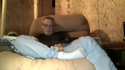 just here to have fun and cum online show from November 3, 12:35 am