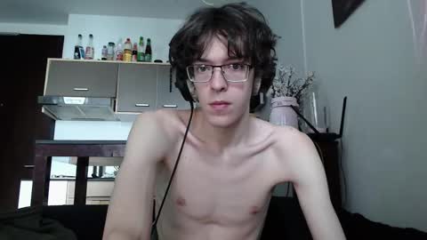 Snapshot of lovesomecookies chatting on October 9, 8:01 am LovesomeCookie online show from October 9, 8:01 am