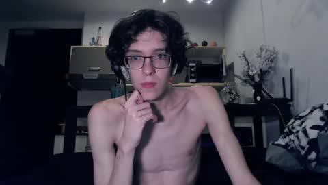 Snapshot of lovesomecookies chatting on October 18, 8:53 pm LovesomeCookie online show from October 18, 8:53 pm