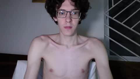 Snapshot of lovesomecookies chatting on October 26, 11:27 am LovesomeCookie online show from October 26, 11:27 am