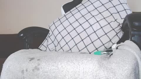 Snapshot of lovestobeused2 chatting on September 30, 6:35 pm lovetobeused online show from September 30, 6:35 pm