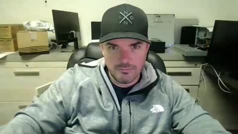 Snapshot of lovetofps chatting on December 7, 7:43 pm Love2Game online show from December 7, 7:43 pm