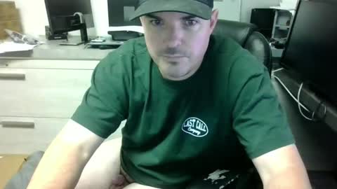 Snapshot of lovetofps chatting on January 17, 8:45 am Love2Game online show from January 17, 8:45 am