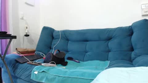 Snapshot of loveuniverse8 chatting on January 14, 12:56 pm cutelucy 3 online show from January 14, 12:56 pm