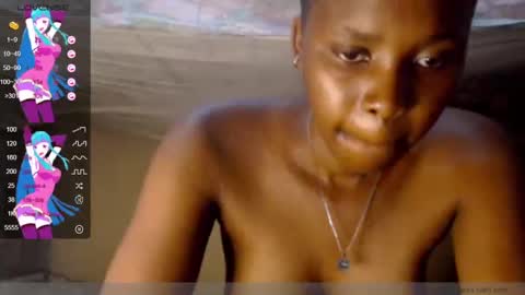 Snapshot of loyalcutick chatting on February 18, 3:53 am loyalcutic online show from February 18, 3:53 am