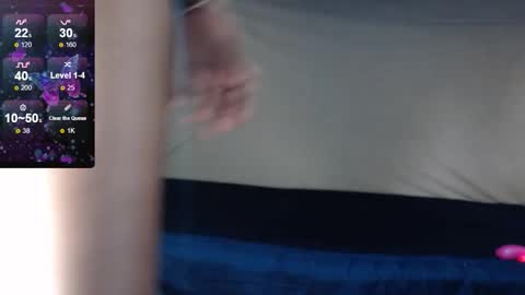 Snapshot of loyalcutick chatting on September 12, 6:46 am loyalcutic online show from September 12, 6:46 am