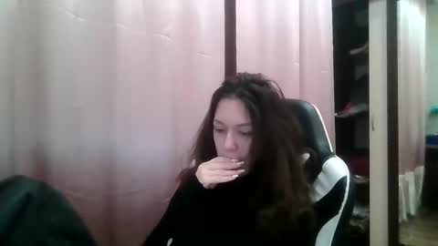 Snapshot of lu_krecia chatting on January 4, 6:09 pm Lu krecia online show from January 4, 6:09 pm