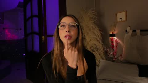  ---Goys incredible photographs online show from January 14, 12:45 pm