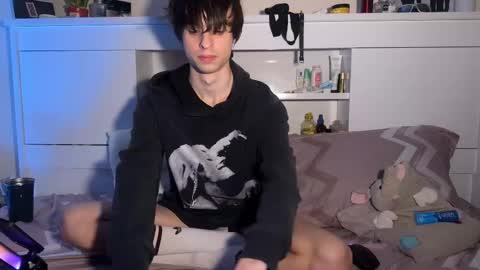 Snapshot of luan2006lovecarti chatting on October 29, 2:25 am luan online show from October 29, 2:25 am