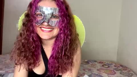 Snapshot of luana363 chatting on December 14, 1:39 am luana363 online show from December 14, 1:39 am