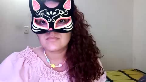 Snapshot of luana363 chatting on January 15, 10:24 pm luana363 online show from January 15, 10:24 pm