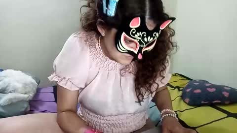 Snapshot of luana363 chatting on January 16, 1:27 am luana363 online show from January 16, 1:27 am