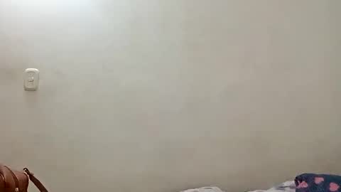 Snapshot of luana363 chatting on March 8, 2:45 am luana363 online show from March 8, 2:45 am